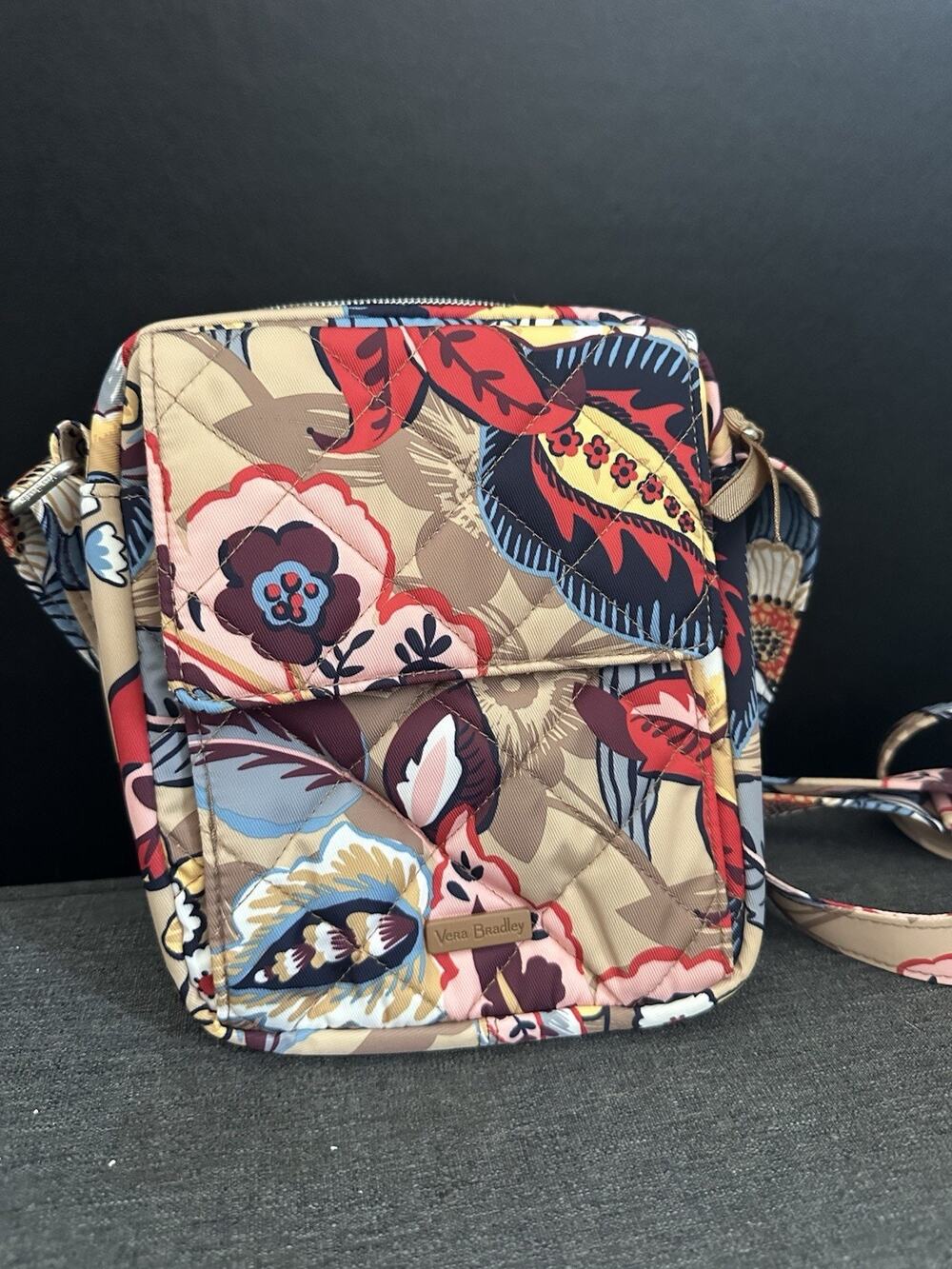 Vera Bradley Retired Floral Quilted Crossbody Bag Tan Red Blue Adjustable Strap